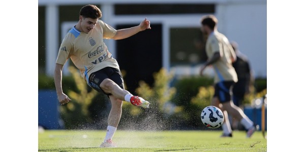 Julián Álvarez cria um temperamento único do Atlético de Madrid Julián Álvarez cria um temperamento único do Atlético de Madrid